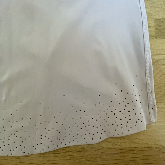 Lululemon open back shirt, muted mauve, size 6 - Picture 2 of 5